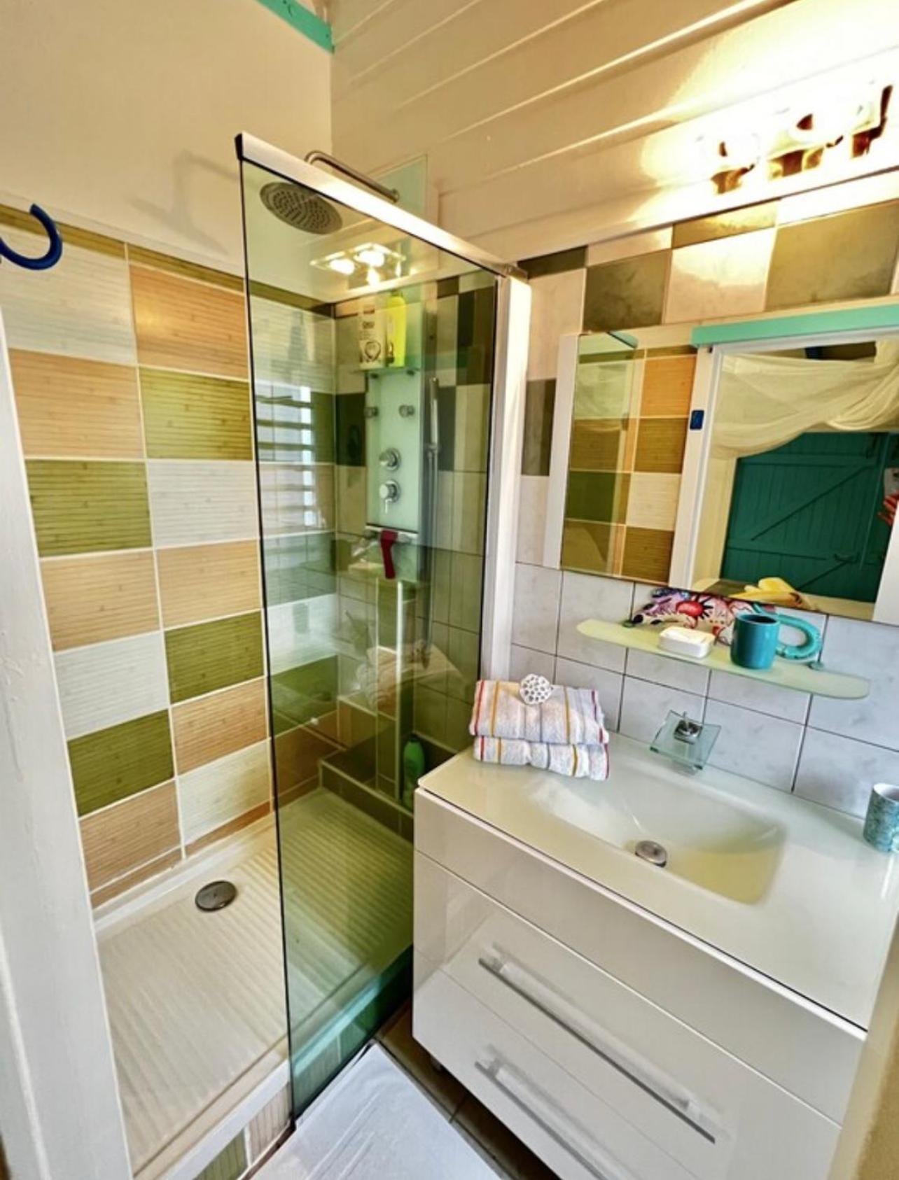 Vue Mer/3Beds/Piscine/Wifi/900 Metres De La Plage Deshaies Dış mekan fotoğraf